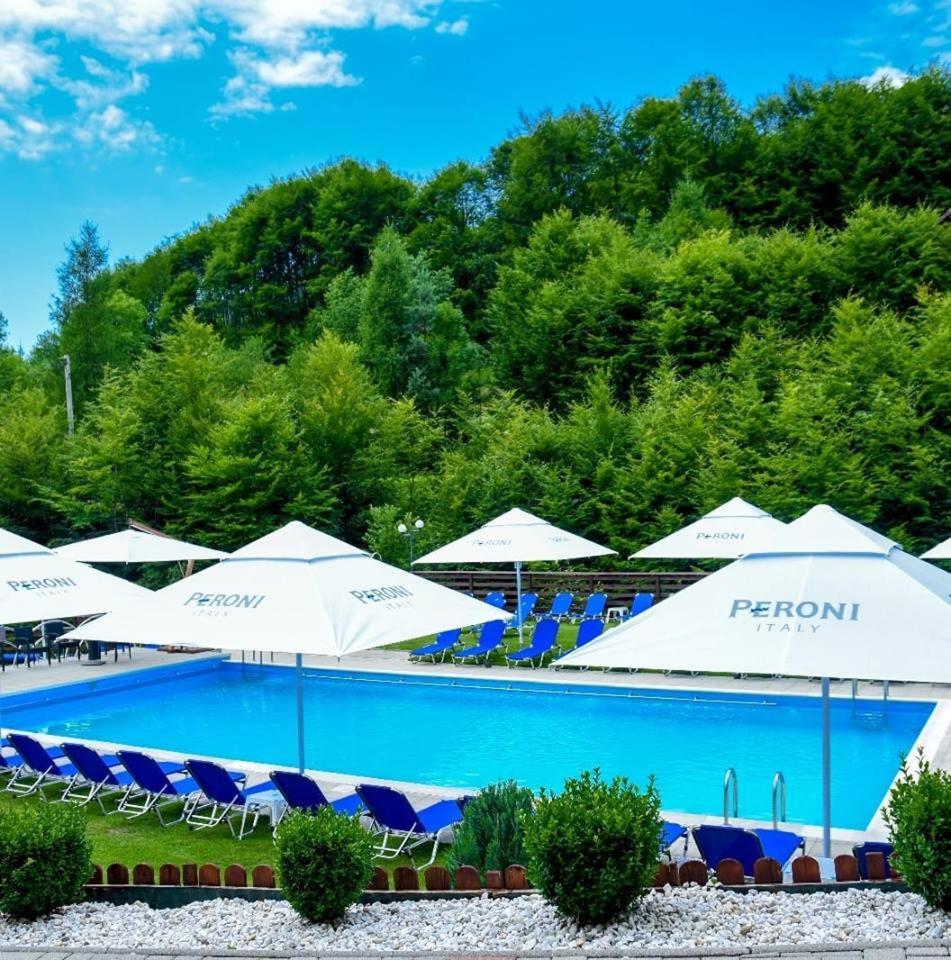 Complex Summertime Otel Cavnic Dış mekan fotoğraf